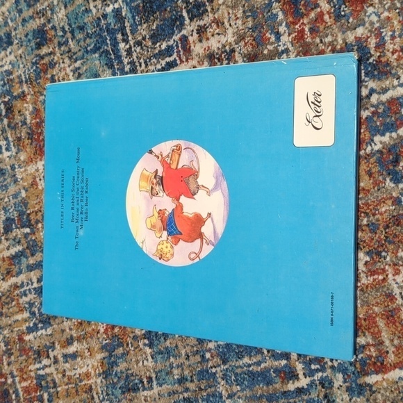 The Town Mouse & The Country Mouse Hardback Book - 1982 - Picture 3 of 9